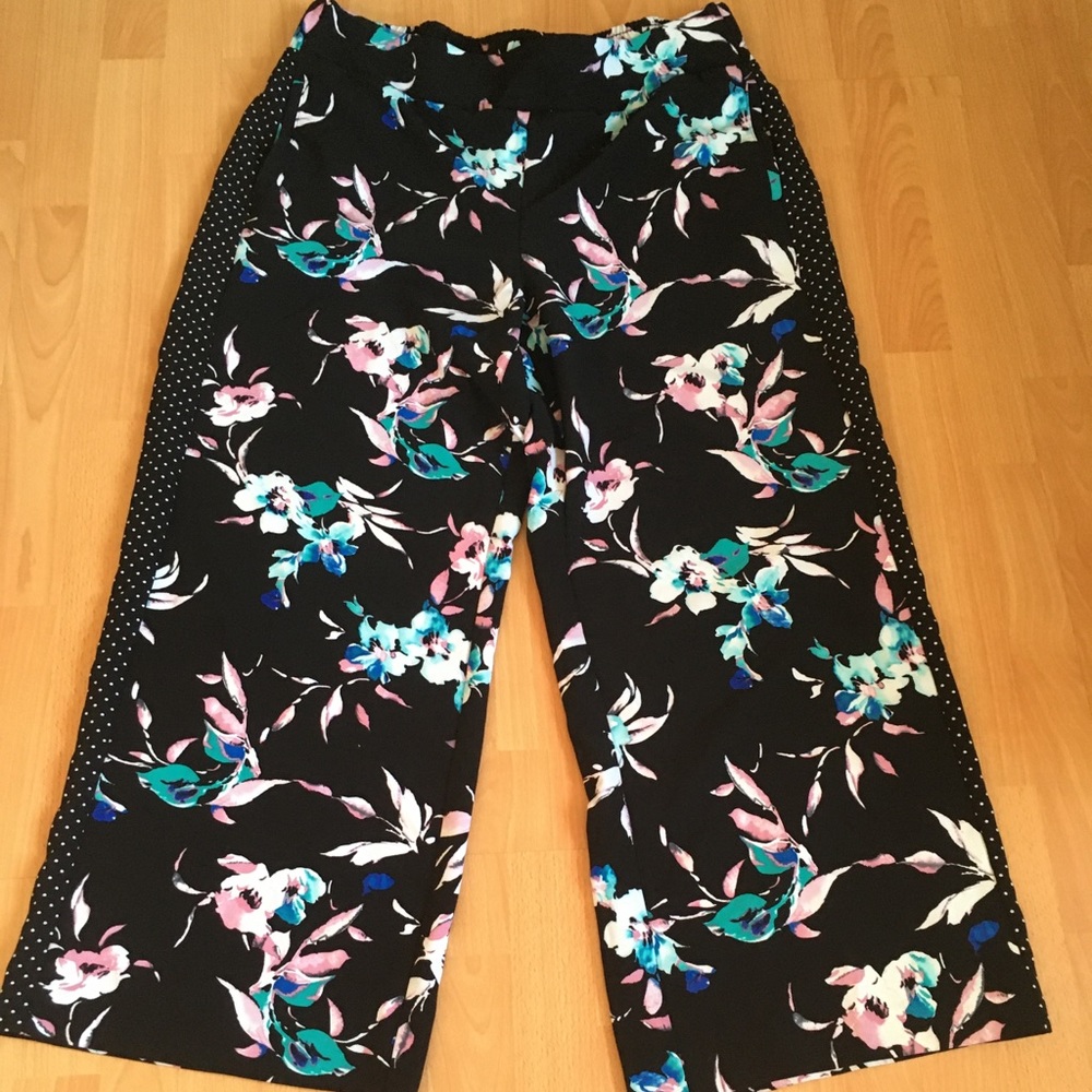 Floral and polka dot wide leg trousers